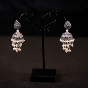 Sliver earrings-MANI REVATHI