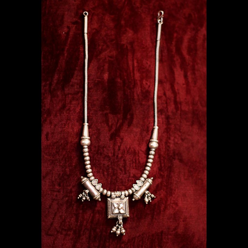 Silver Necklace-SRAVANA